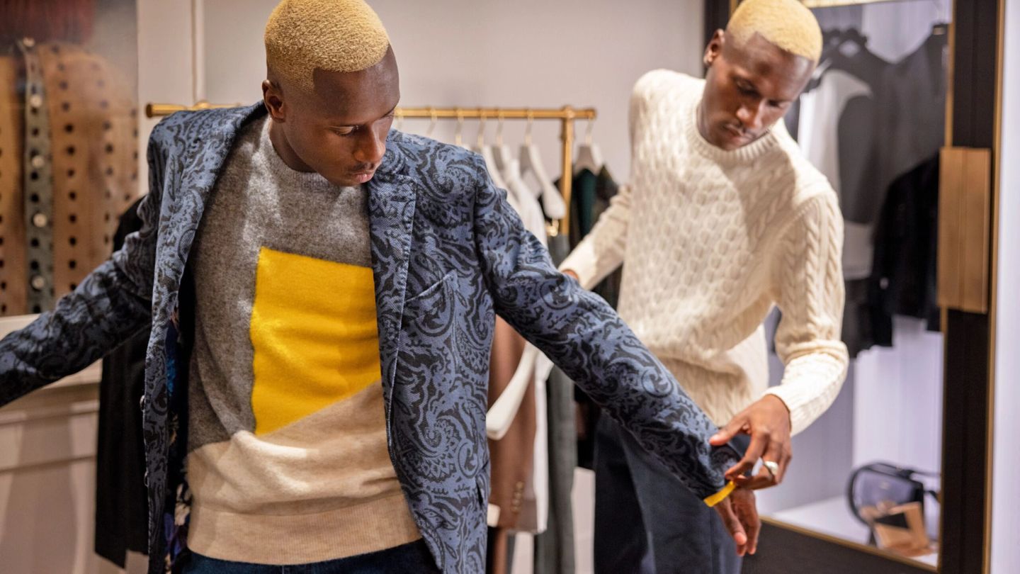 What does personal shopping at Bicester Village have to offer?