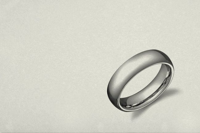 Should a modern man wear a wedding ring?