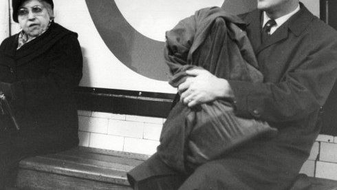 The 10 most annoying things a person can do on the tube