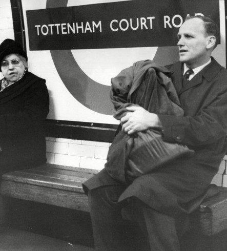 The 10 most annoying things a person can do on the tube