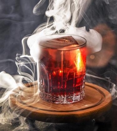 Cocktail of the Week: The ‘Smoke Signal’ Negroni