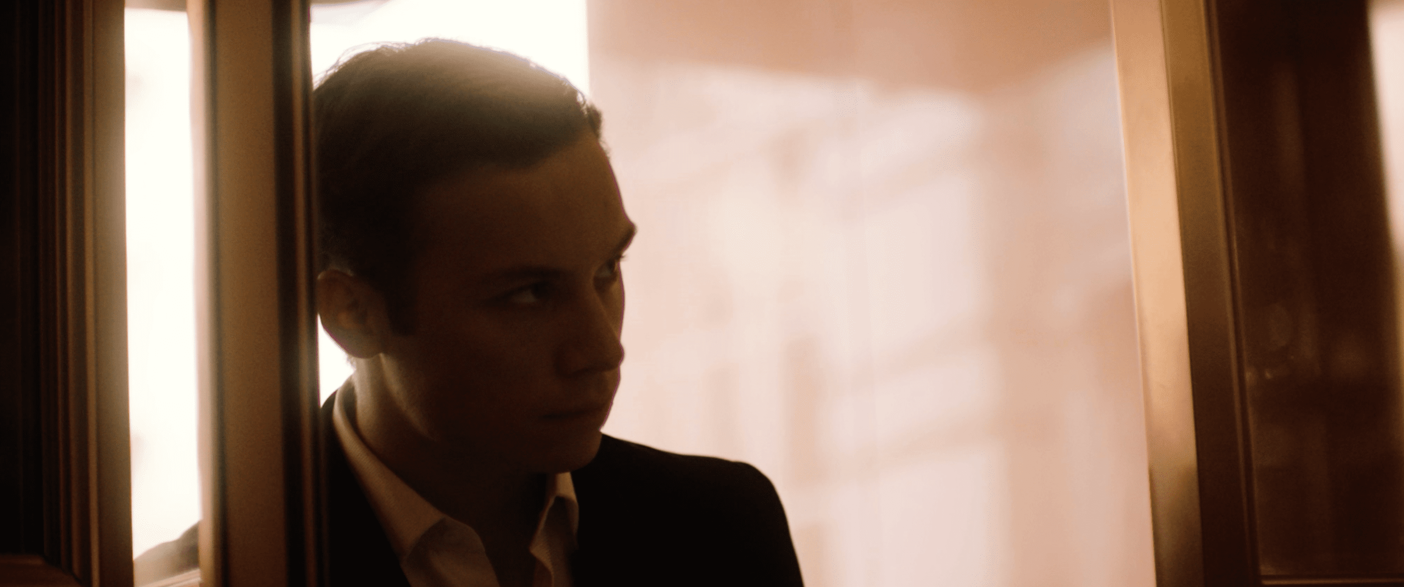 Finn Cole Interview with Gentleman’s Journal – Behind the scenes