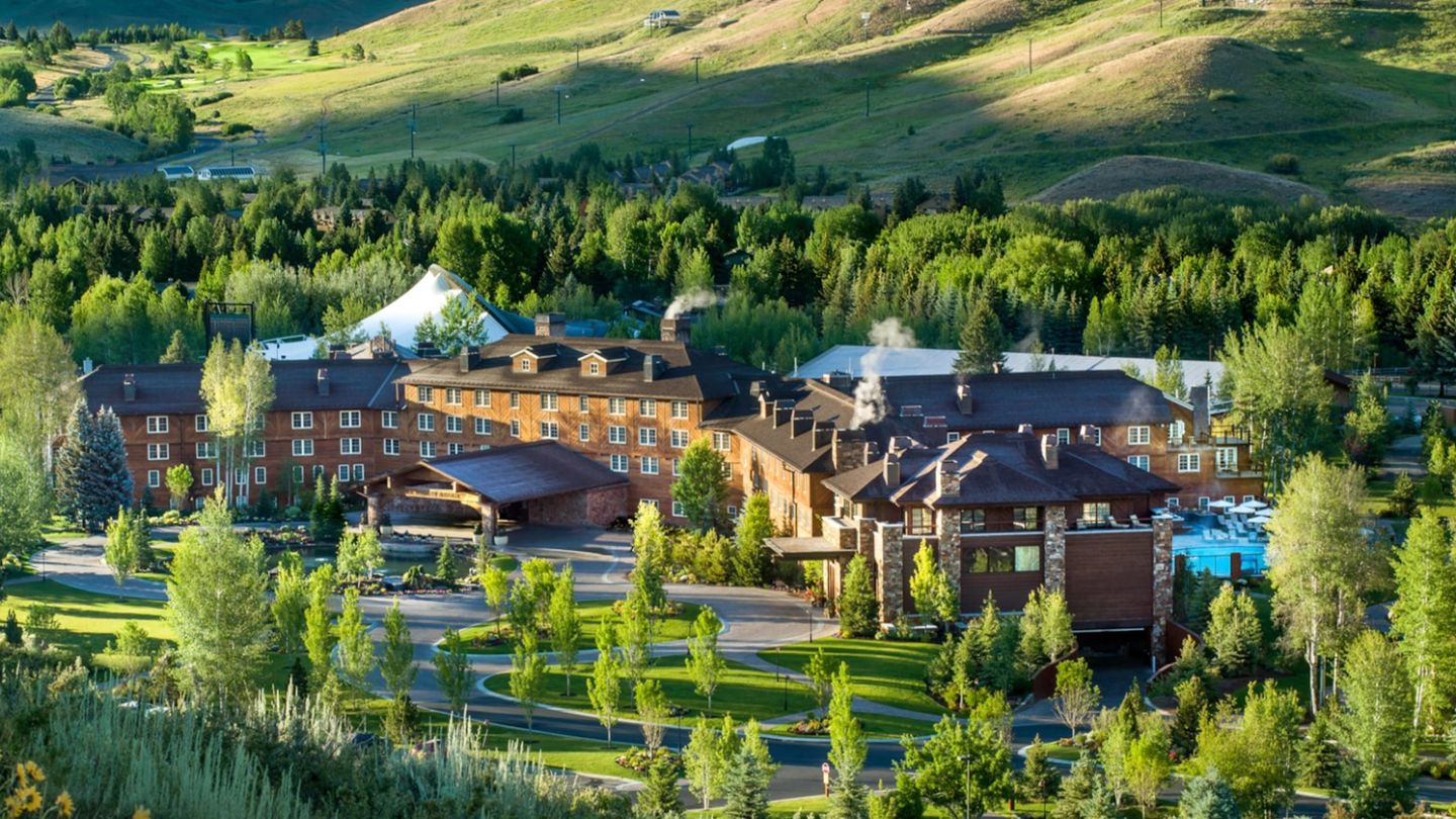 The Billionaires Summer Camp: Why do Zuckerberg and Gates attend Sun Valley