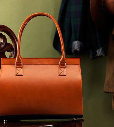 Gift Guide: A very leather Christmas