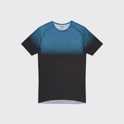 Petra Men’s Fitted Technical T-shirt