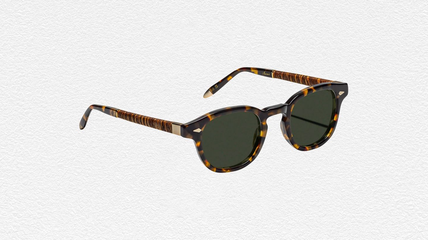 Editor’s Picks: STUTTERHEIM raincoat, Santoni sneakers, MOSCOT sunglasses and The Lakes Distillery whisky
