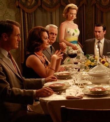 STYLE – What to Wear to a Dinner Party