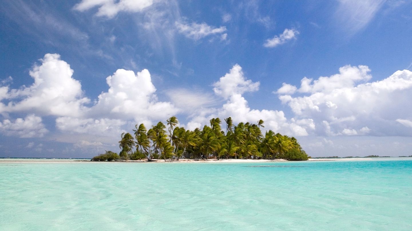 Our top winter-yachting destinations (and what to wear on the water)