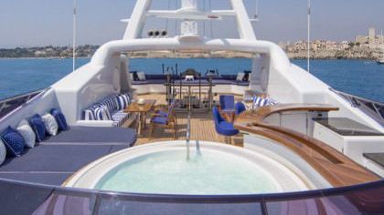 Yacht of the Week – Mosaique
