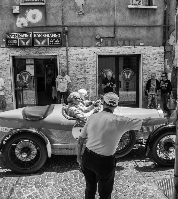 Mille Miglia: memórias de Simon Kidston, notas da casa