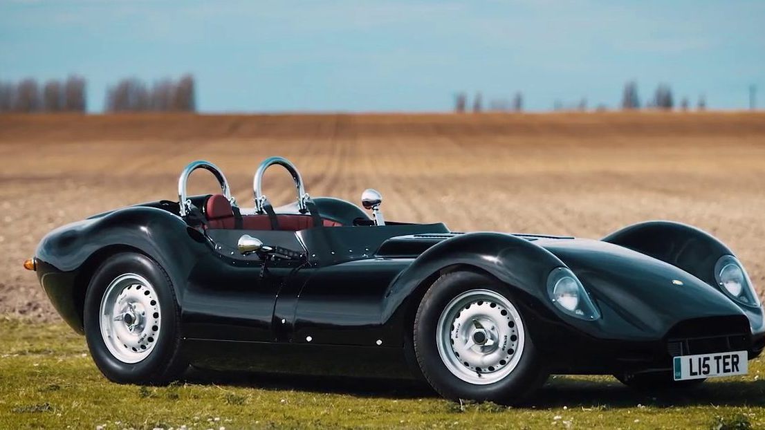 Lister fire up a limited edition Jaguar Roadster