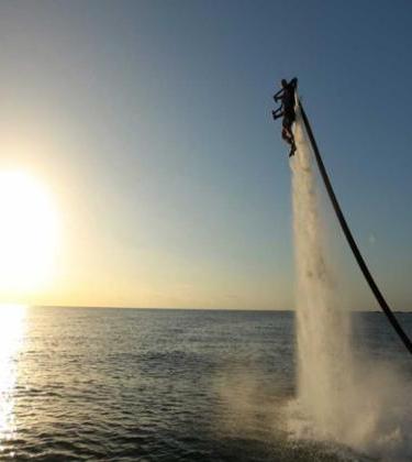 The JetLev R200