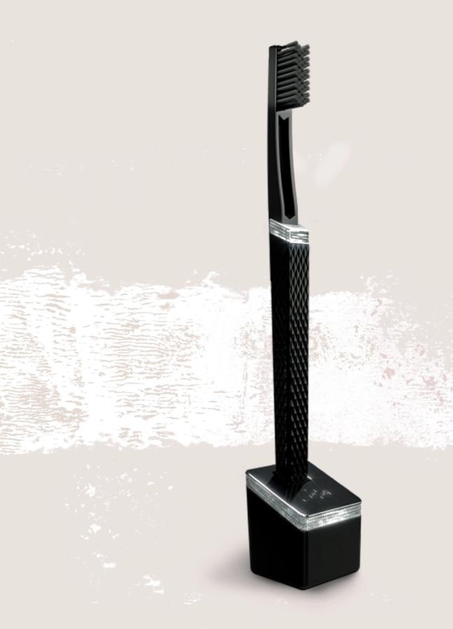 Apriori Diamond Black