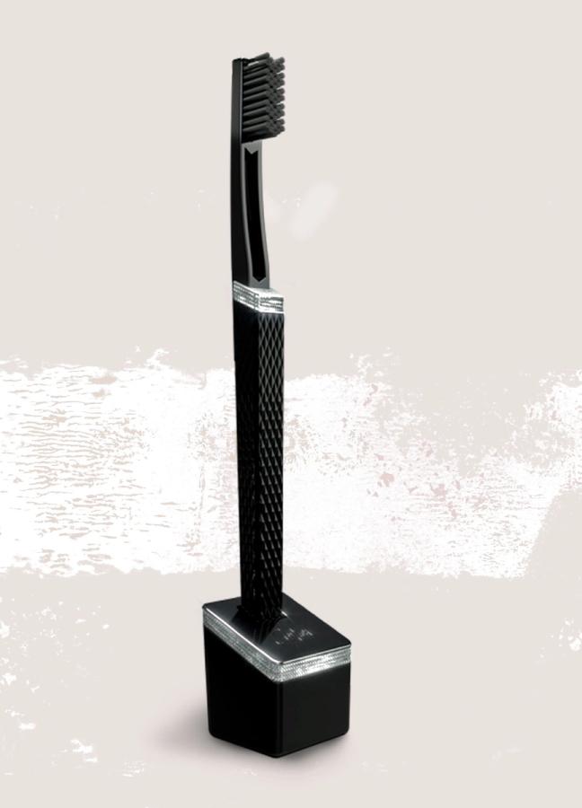 Apriori Diamond Black