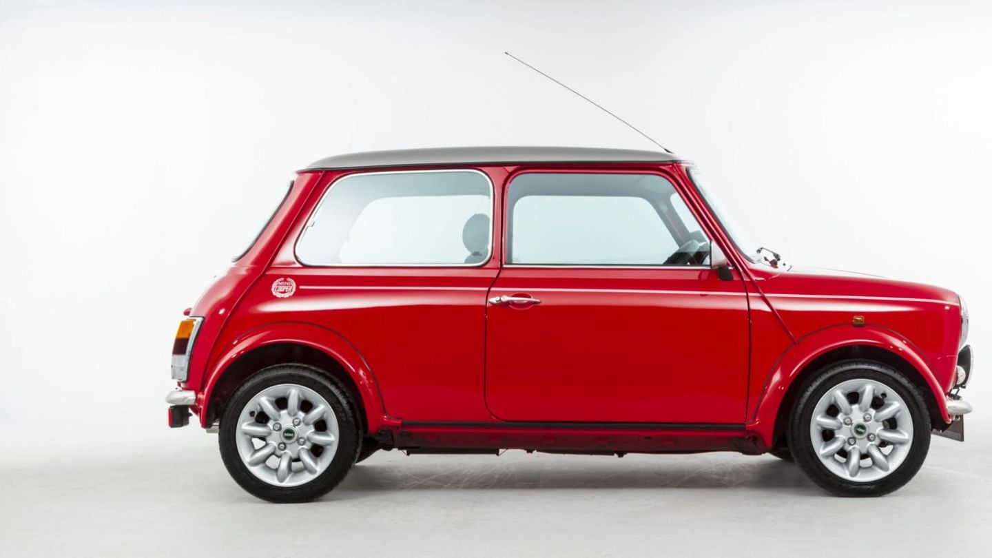This Mini Cooper Sport 500 is a small wonder