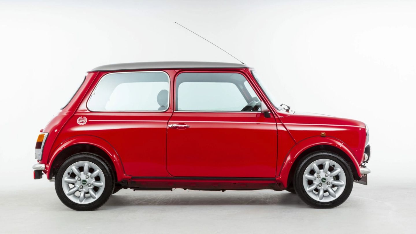 This Mini Cooper Sport 500 is a small wonder