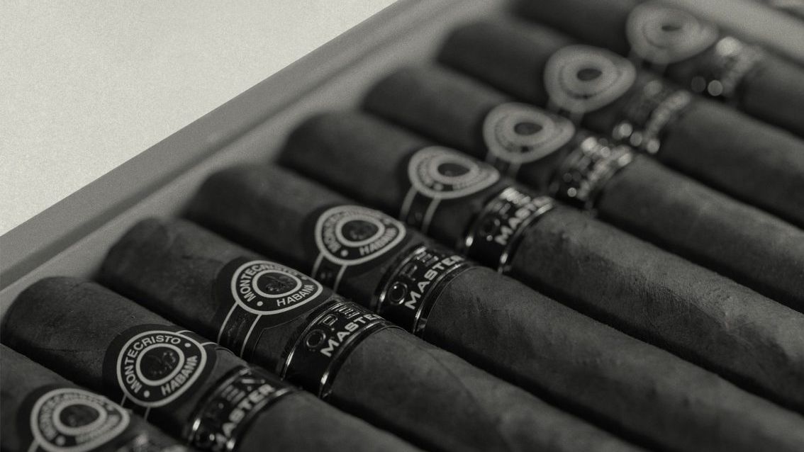 Top Cigar Lounges in Dallas