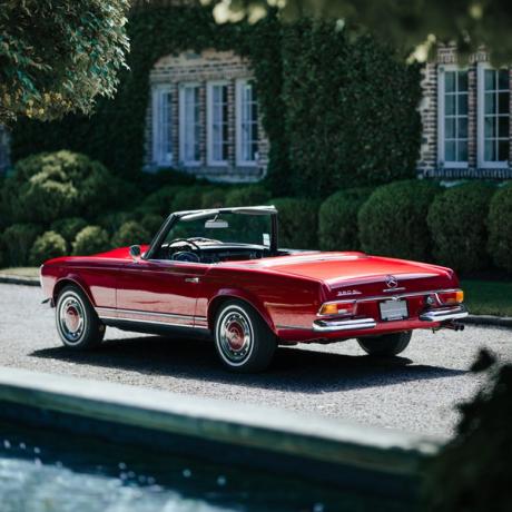 Mercedes SL ‘Pagoda’