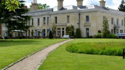 The Ultimate Weekend Getaway – Bentley Flying Spur & Lime Wood Hotel