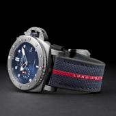 Panerai Submersible QuarantaQuattro Luna Rossa