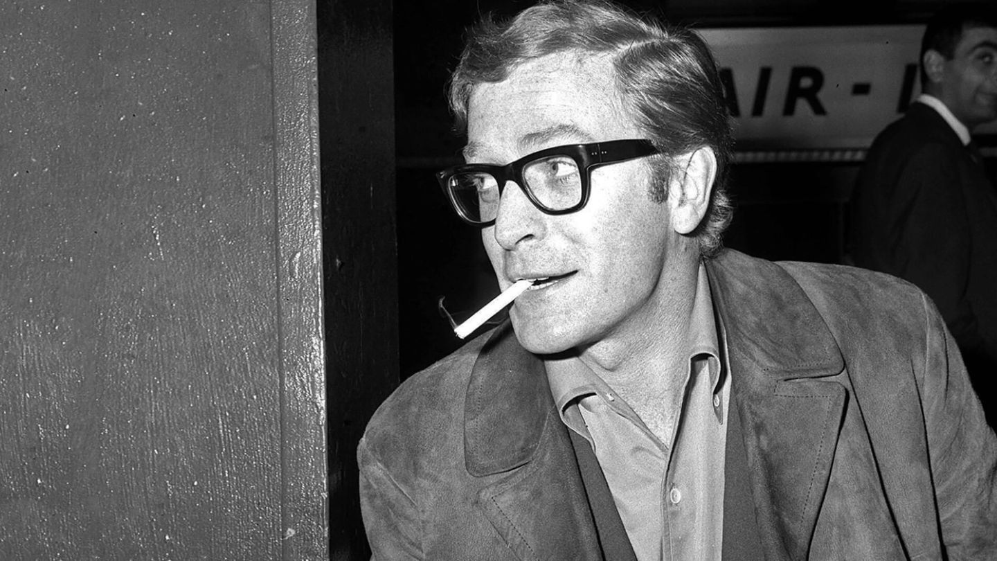 How to dress like Michael Caine