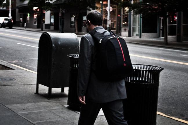 SuitBackpack-Primatage-The-Gentlemans-Journal