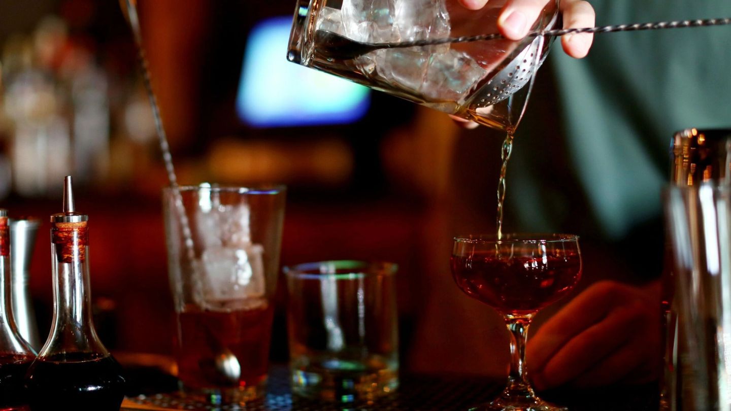 A gentleman’s guide to getting your cocktail glasses right