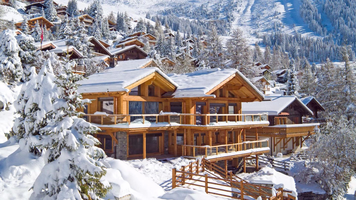 These are the 10 most luxurious chalets to rent this year