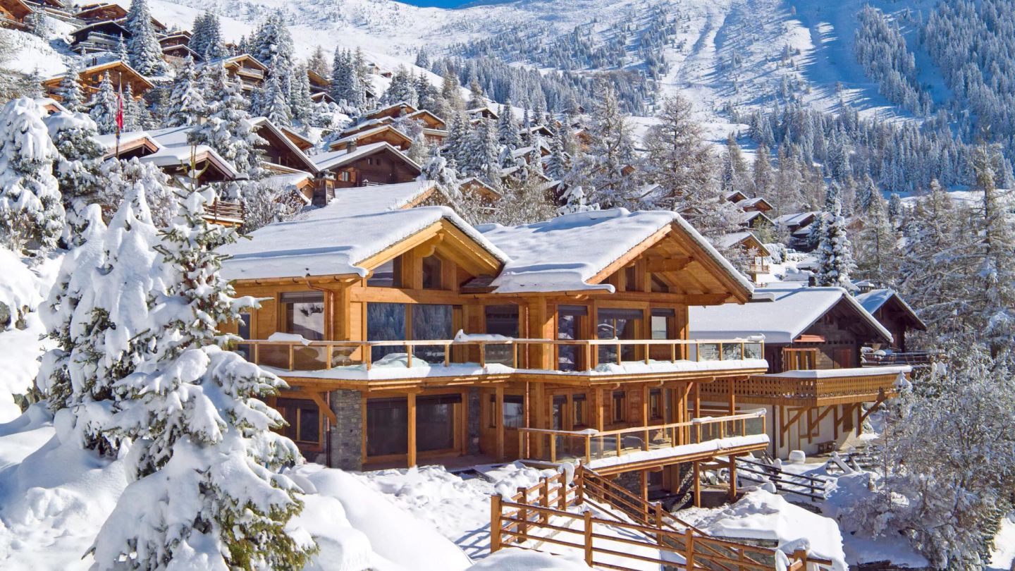 These are the 10 most luxurious chalets to rent this year