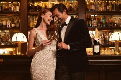 To the bride and groom! Is Nyetimber the ultimate wedding wine?