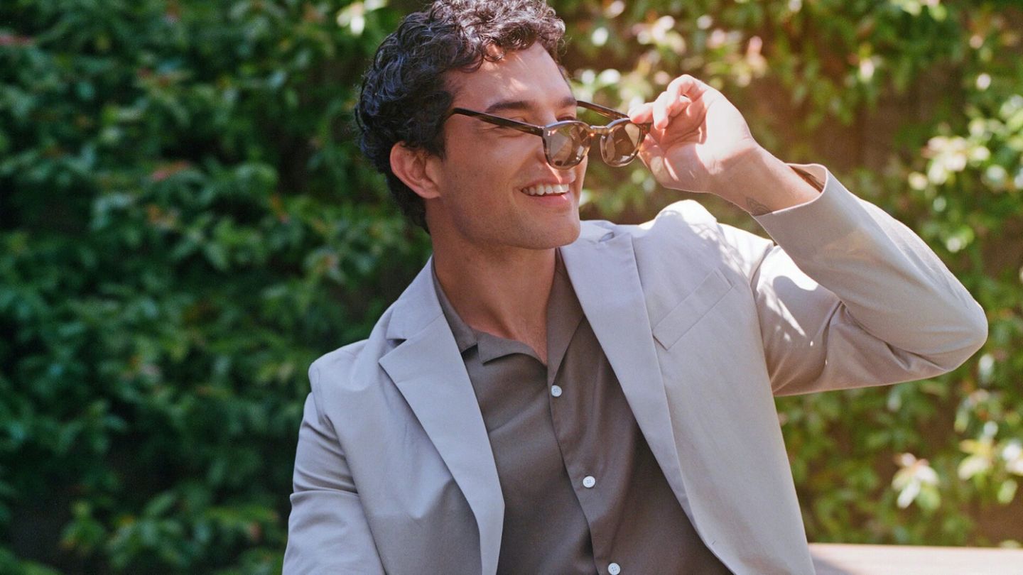 This simple, sustainable blazer is here to save your summer