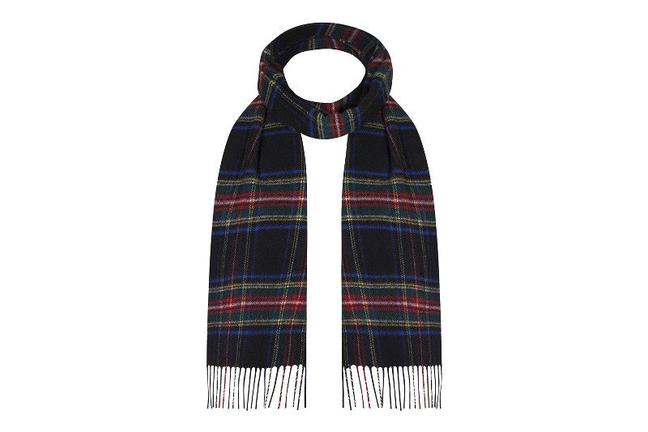 JohnstonsScarf-TheGentlemansJournal