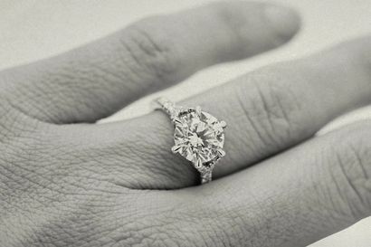 How to pick the perfect engagement ring