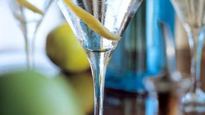 Drinks – How to Make The Ultimate Martini