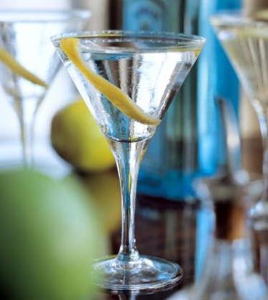 Drinks – How to Make The Ultimate Martini