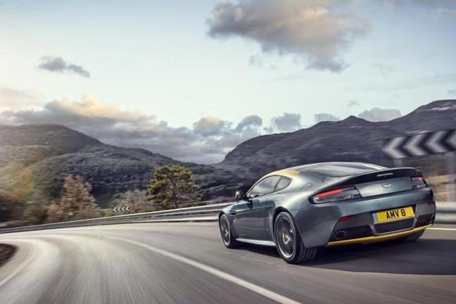 AM V8 Vantage N4302- TGJ.01