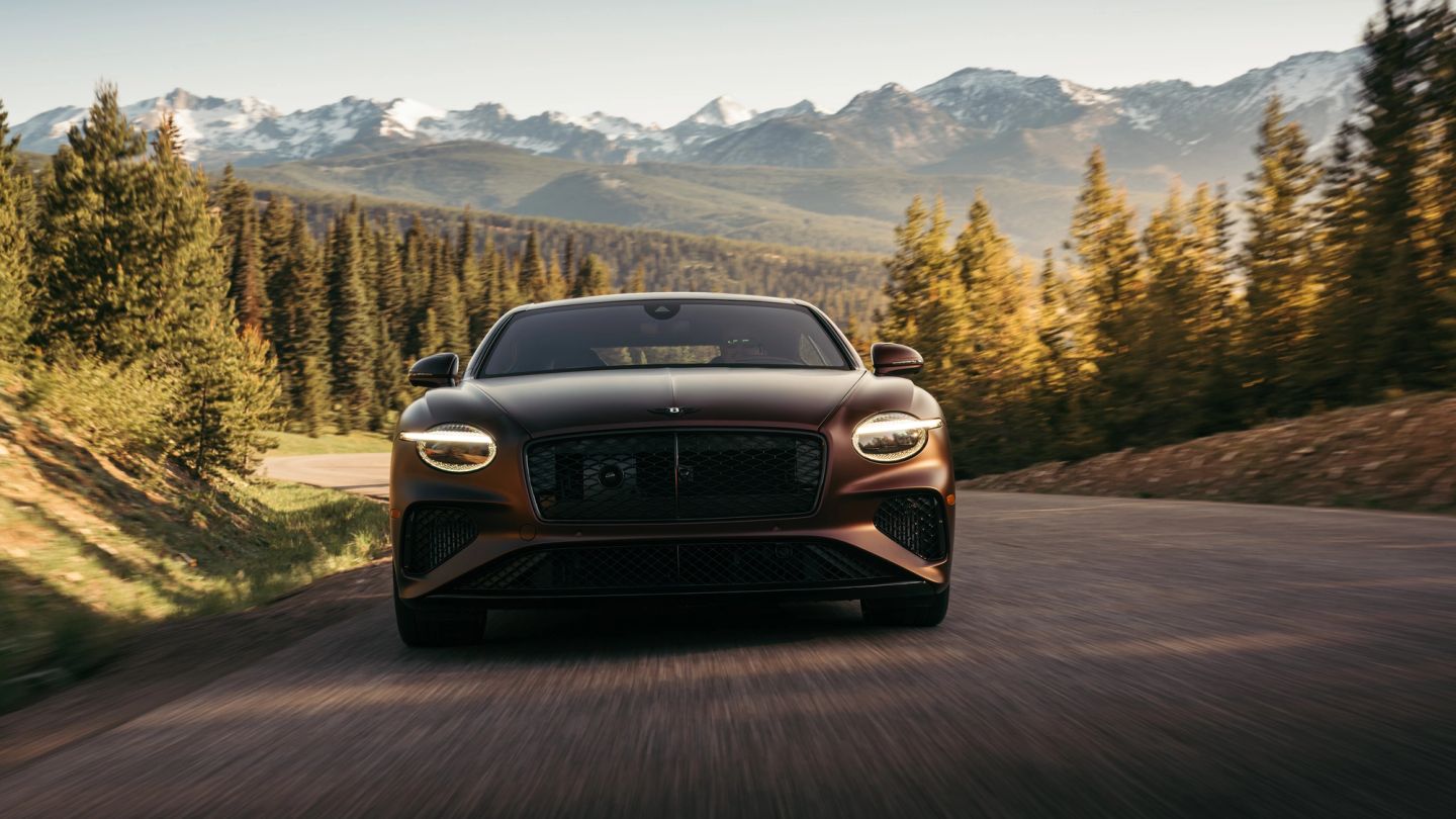 Our favourite cars for traversing the Alps this winter