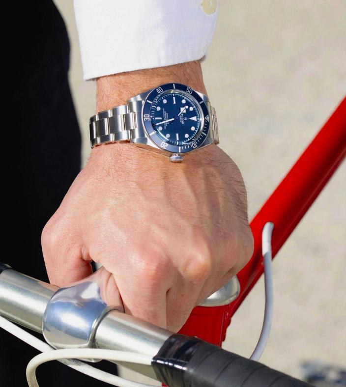 tudor black bay fifty-eight navy blue chronometer watch review gentlemans journal collection