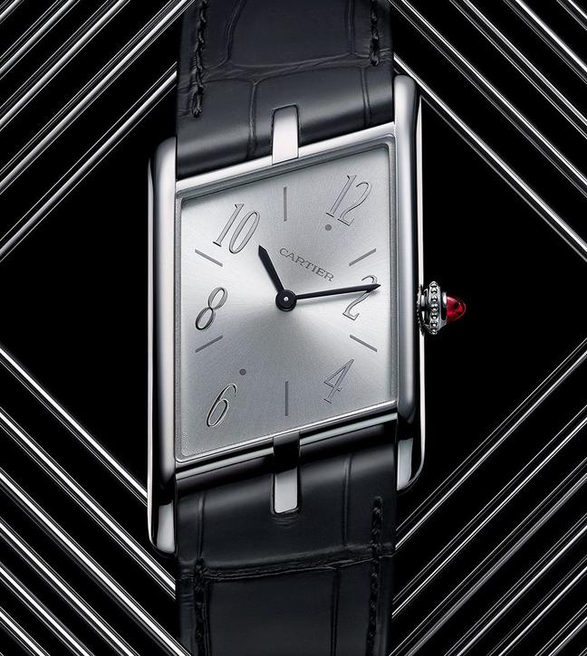 Cartier Tank Asymetrique