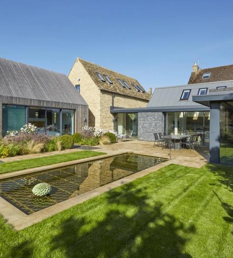 This Oxfordshire home was built for sunshine