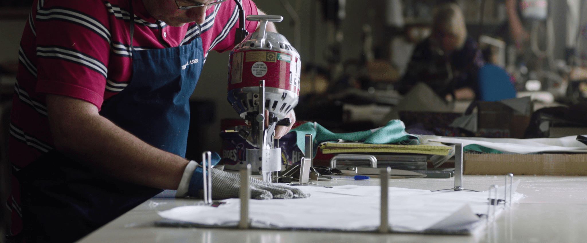 Turnbull & Asser – Behind the scenes of the iconic silk ties