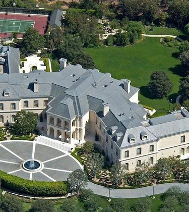 At $200 million, this just became the most expensive home in America
