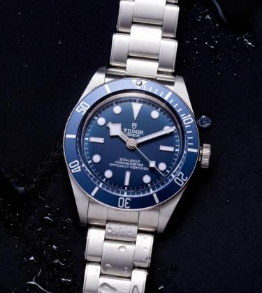 tudor black bay fifty-eight navy blue chronometer watch review gentlemans journal collection