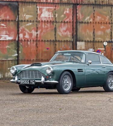 Why do we always forget about the Aston Martin DB4?