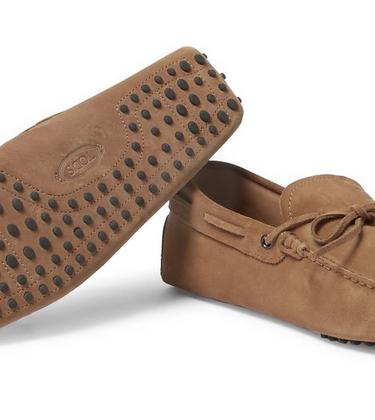 Six pairs of shoes that every gentleman should have in their wardrobe