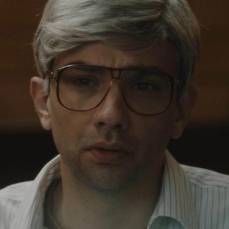 Jay Baruchel as Mike Lazaridis in BlackBerry (2023)