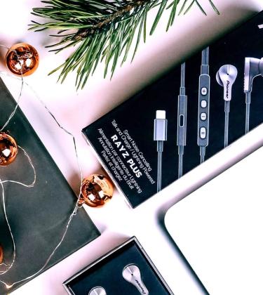 Gentleman’s Journal 2017 Christmas Gift Guide