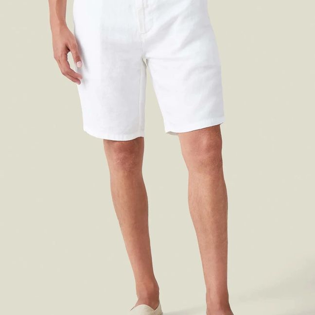 White Bermuda shorts