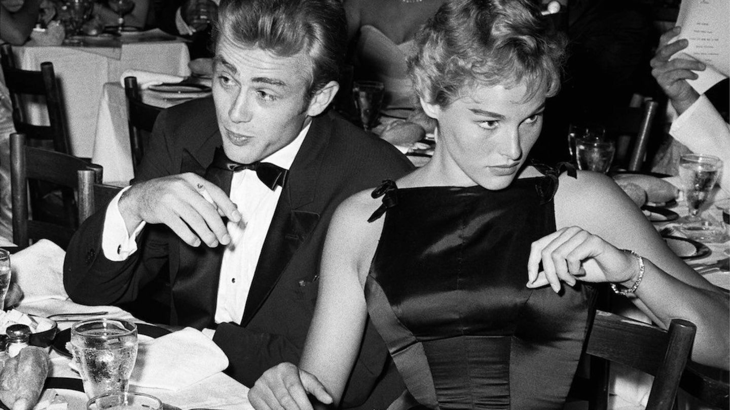 10 compliments that women actually find insulting