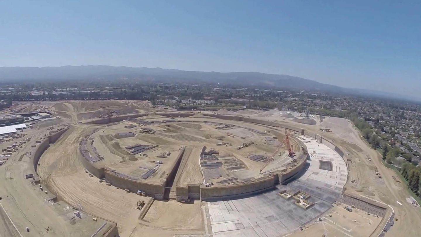 Apple’s secretive ‘Campus 2’ seen from drone, looks like a spaceship